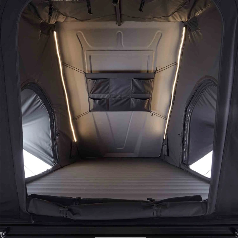 Hliníkový trojúhelníkový střešní stan CUMARU XP 135 – BLACK 6