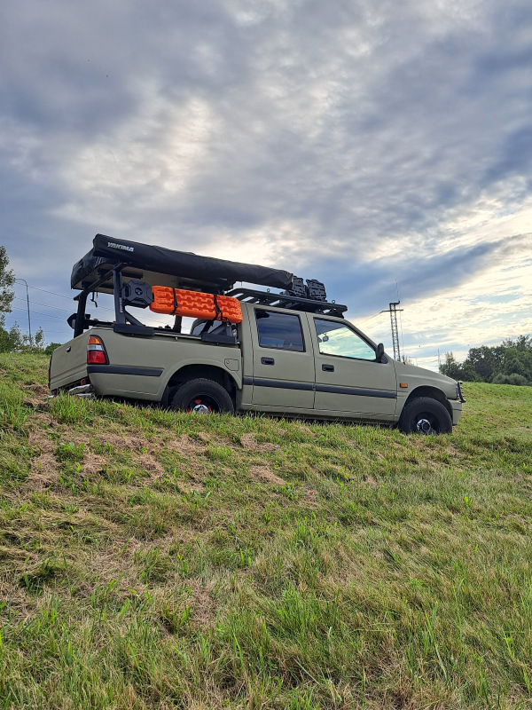 Opel Campo 2.5 TD Crew Cab Pickup 4x4 4