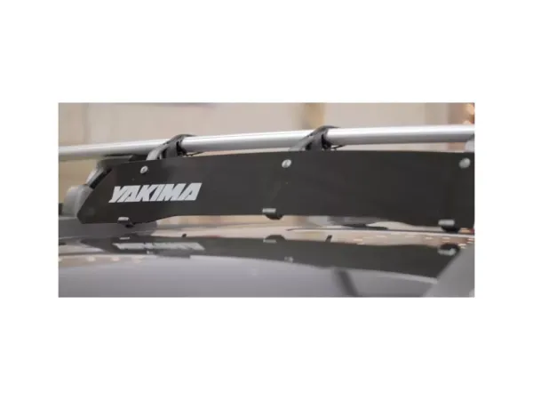 YA8005018 Yakima Windshield 46"